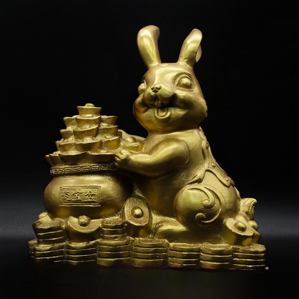 Заяц с котелком богатства