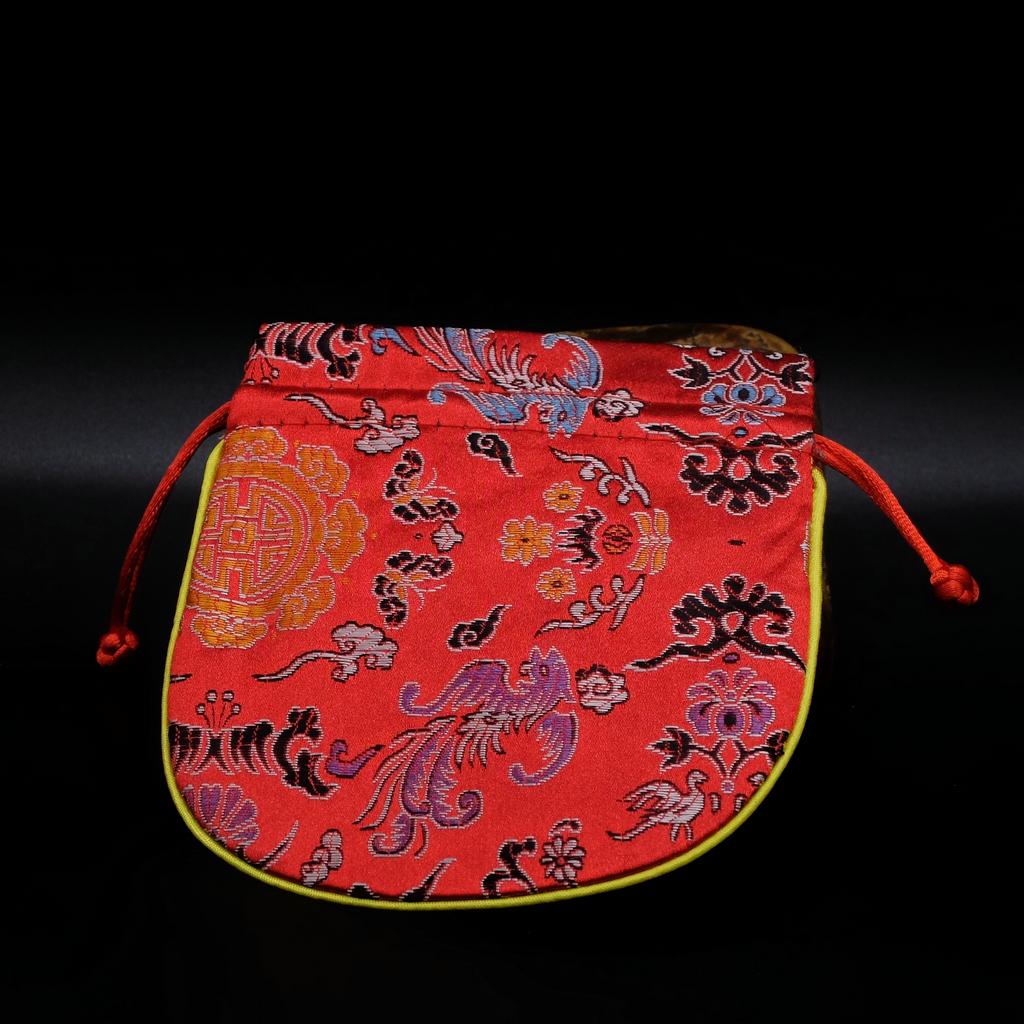 Мешочек шелковый красный