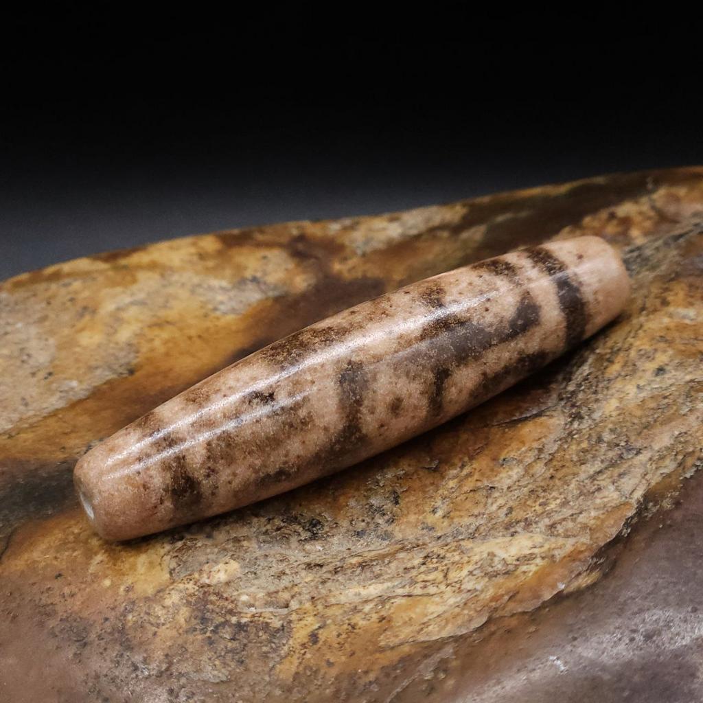 Бусина Дзи 9 глаз №46