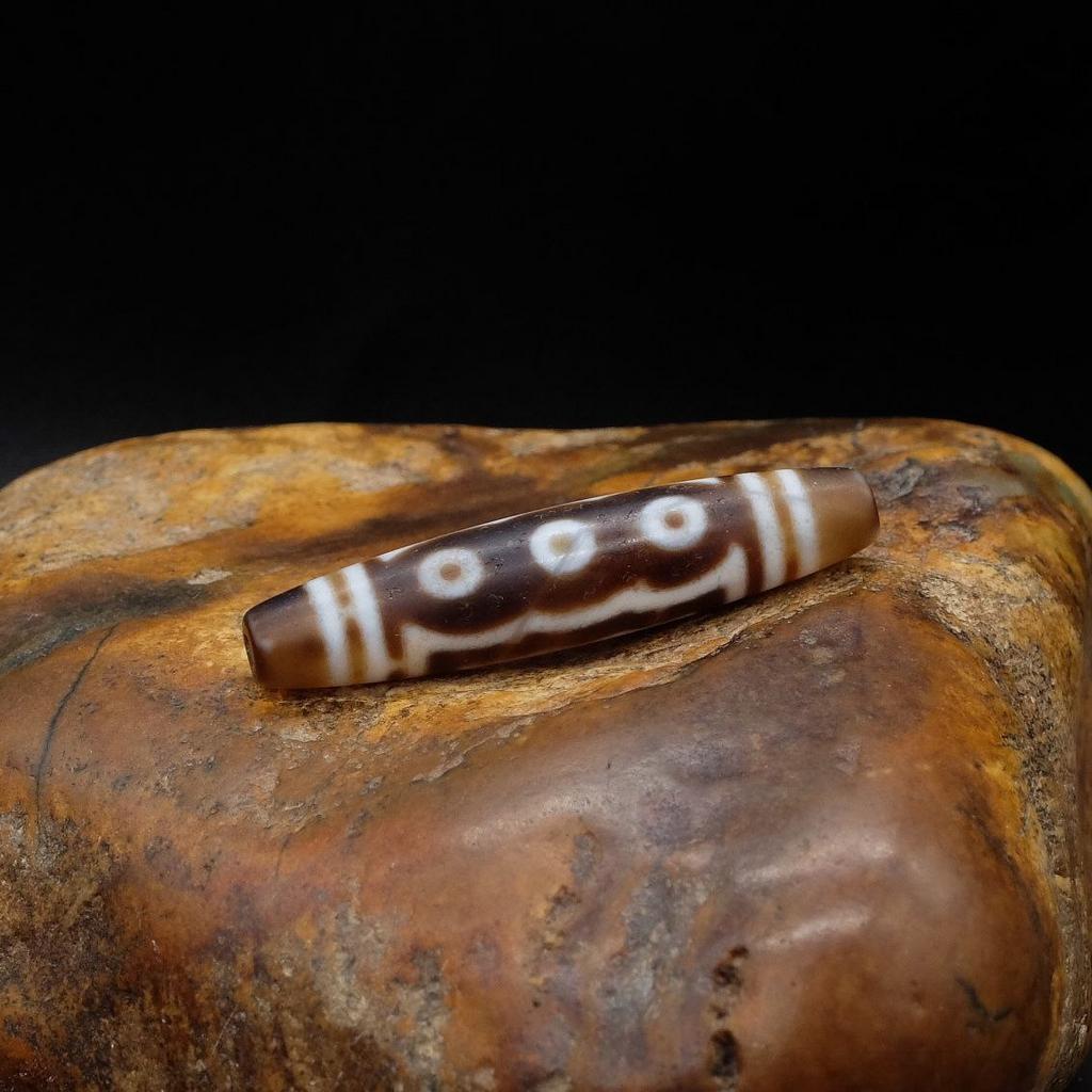 Бусина дзи 5 глаз N°28