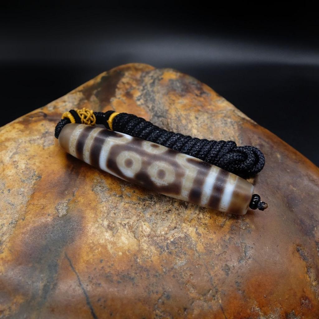 Бусина дзи 7 глаз N°14