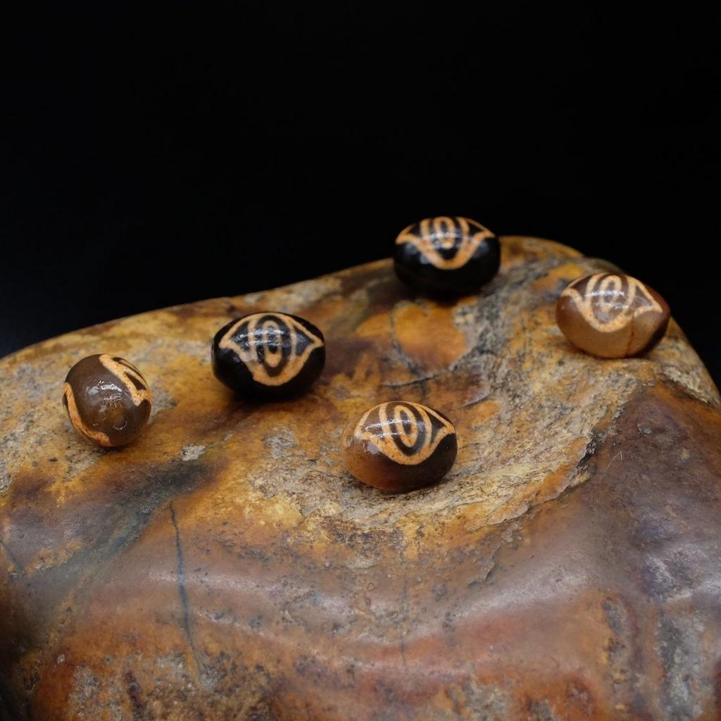 Бусина Дзи Глаза Феникса