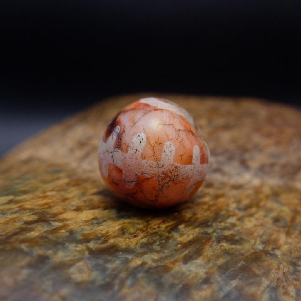 Дзи старинная красная N°1