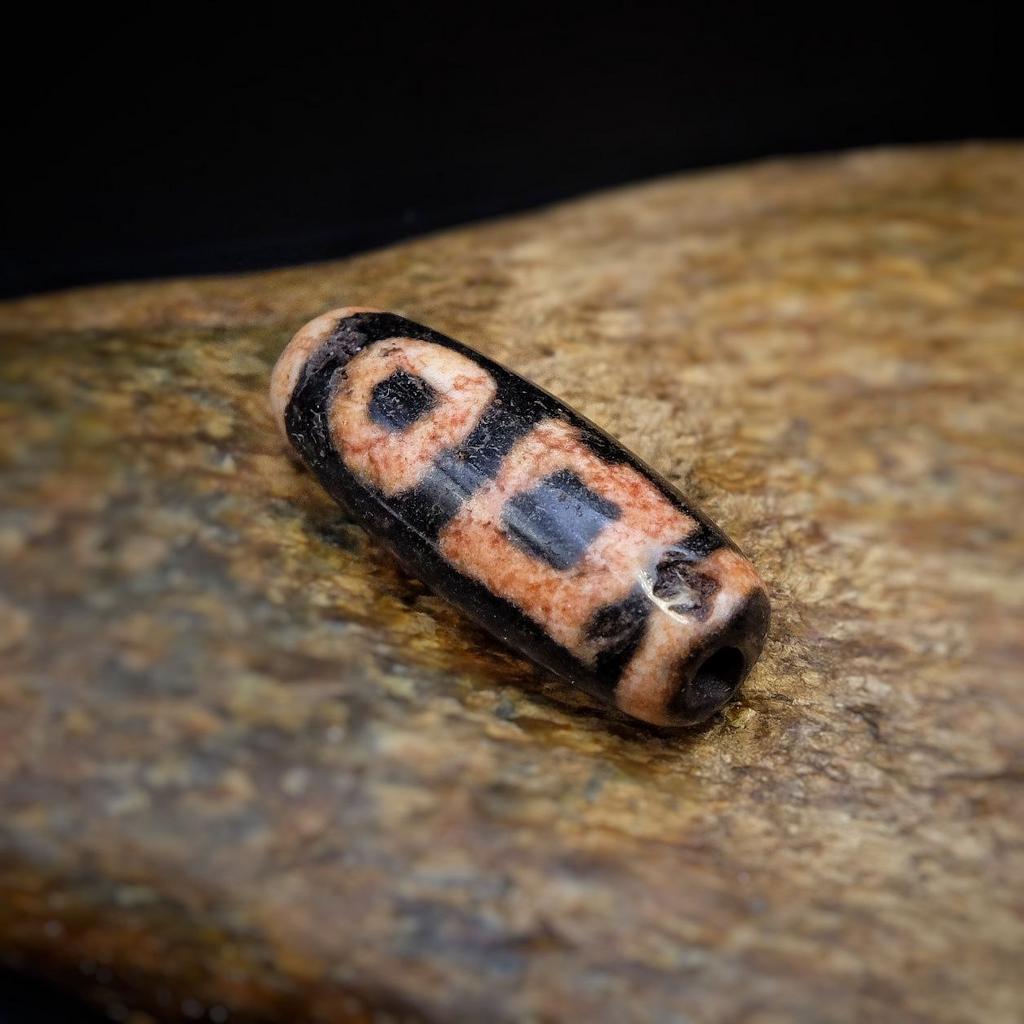 Бусина Дзи Двойные Земля Небо N°9 старинная