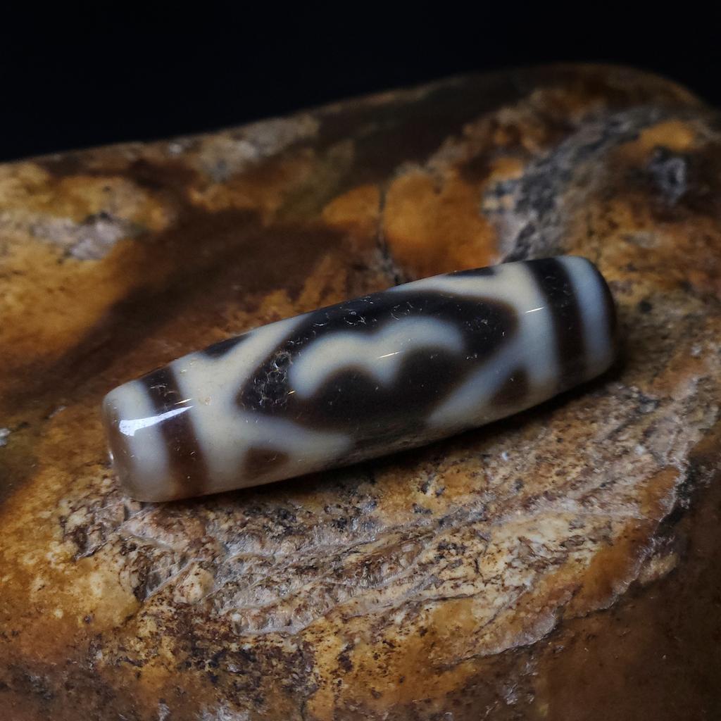 Бусина Дзи Гаруда N°17