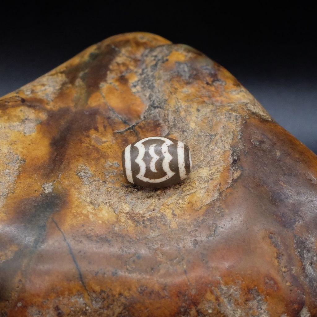 Бусина Дзи Гаруда N°17