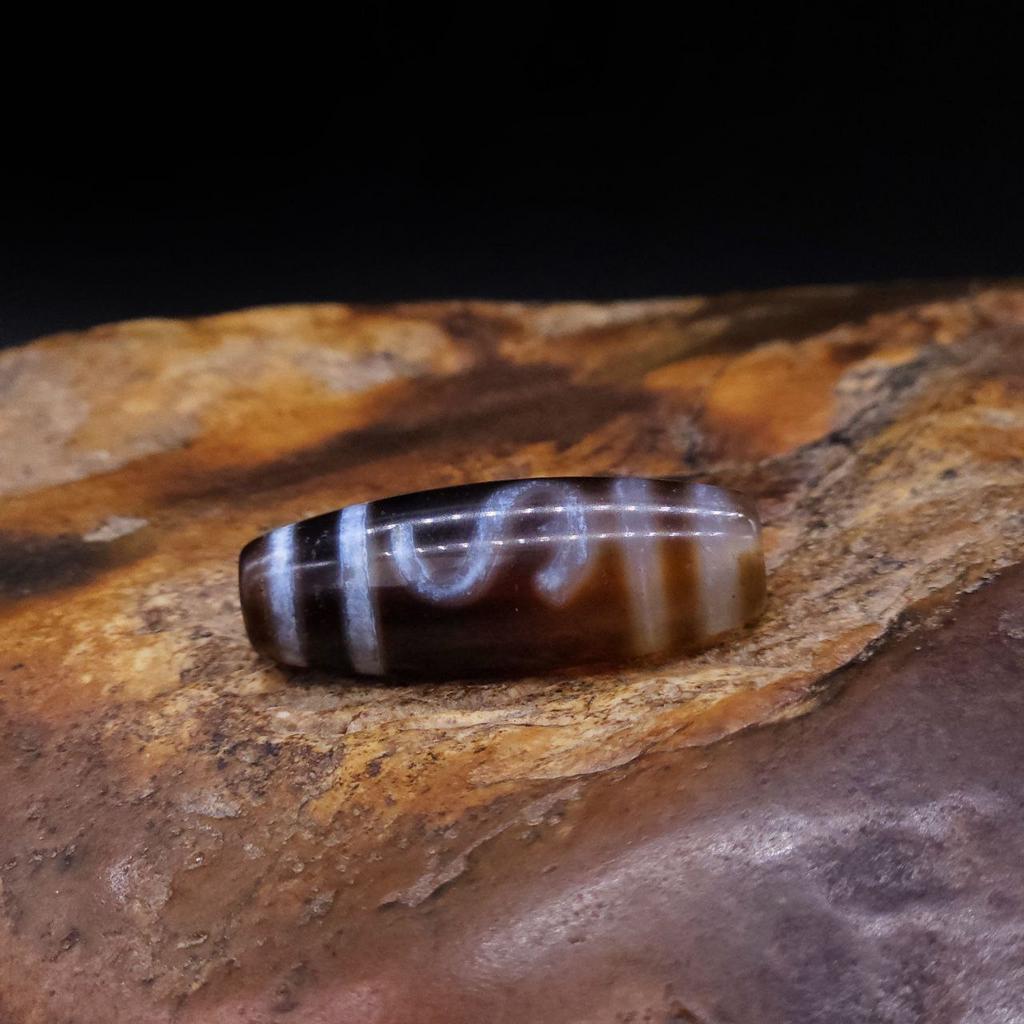 Бусина Дзи Денежный Крючок