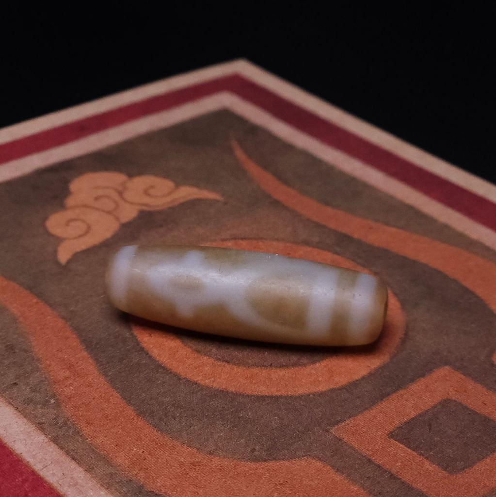 Бусина Дзи Кубера N°9