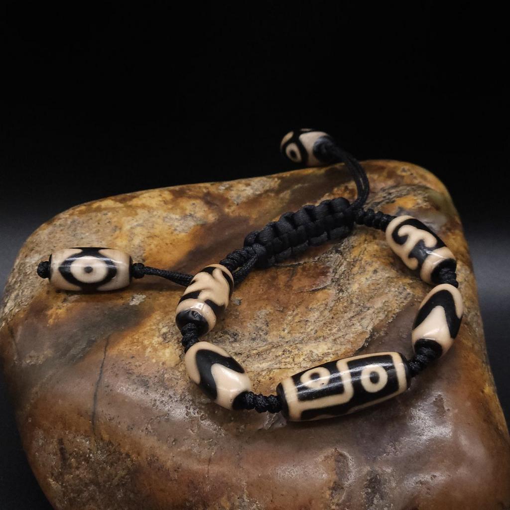 Браслет из бусин Дзи N°4