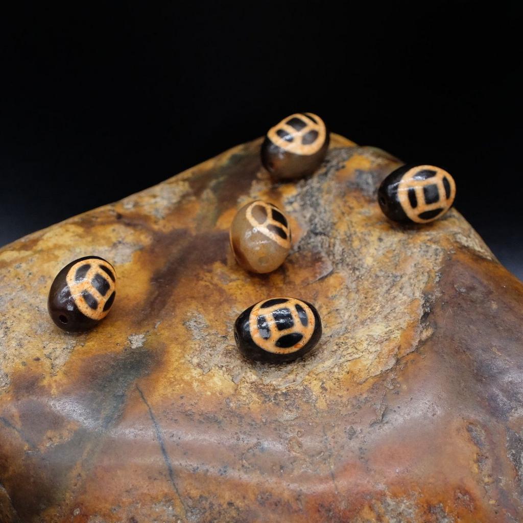 Бусина Дзи Монета N°2