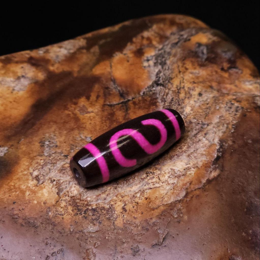 Бусина Дзи Денежный Крючок N°2