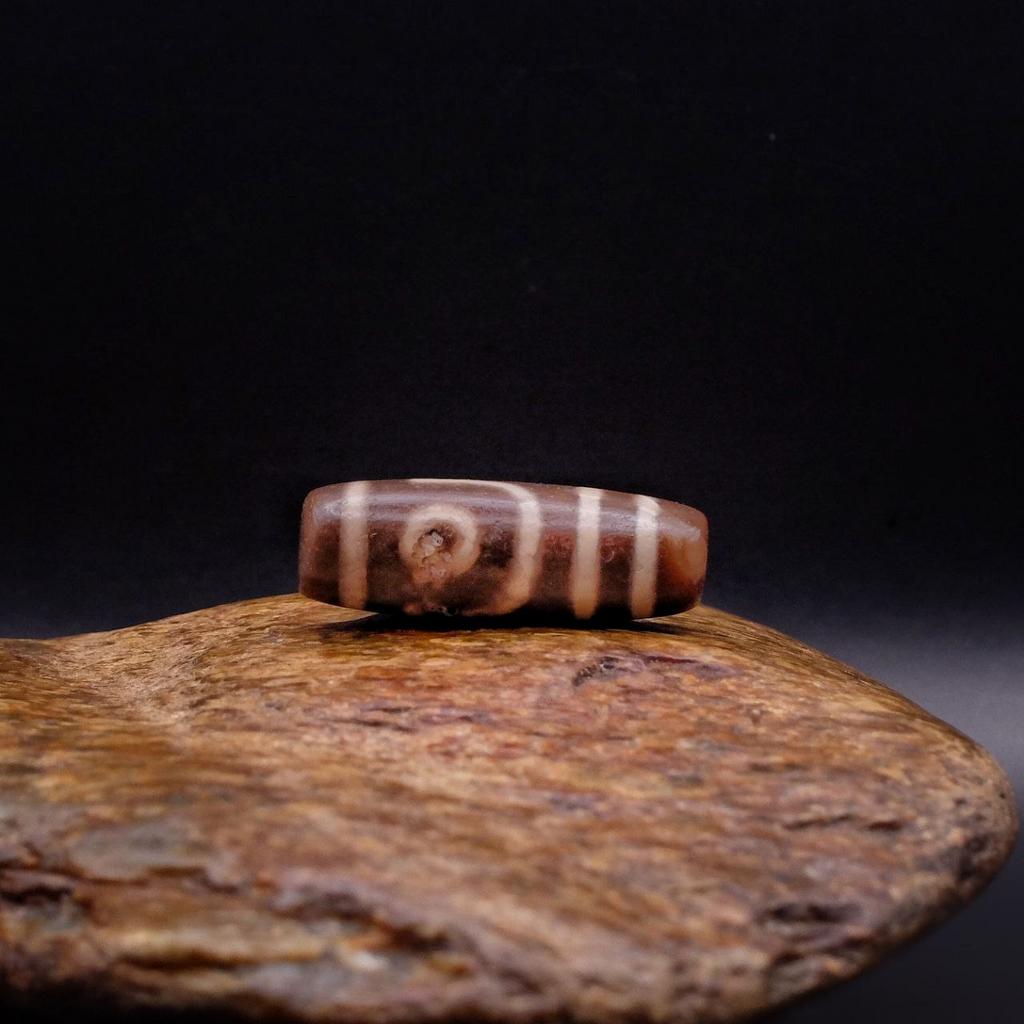 Бусина Дзи 2 глаза N°83