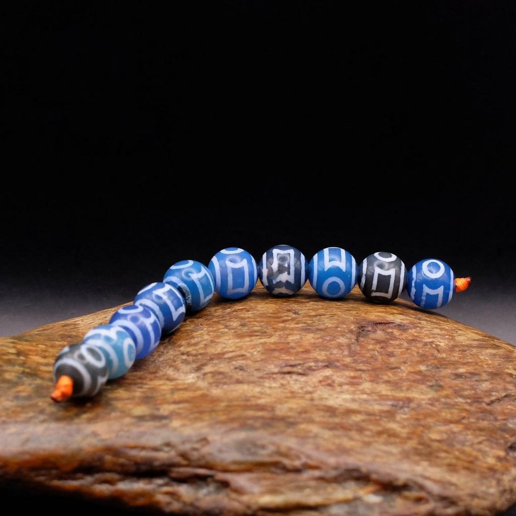 Набор бусин Дзи Земля Небо (синие) 10 мм