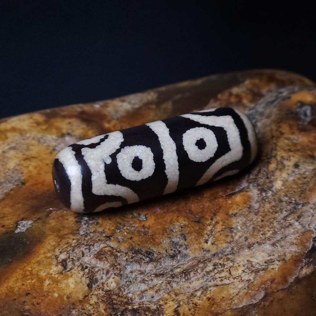 Бусина Дзи 8 глаз N°18