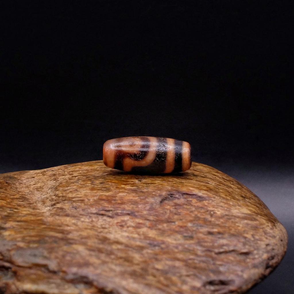 Бусина Дзи 2 глаза N°86