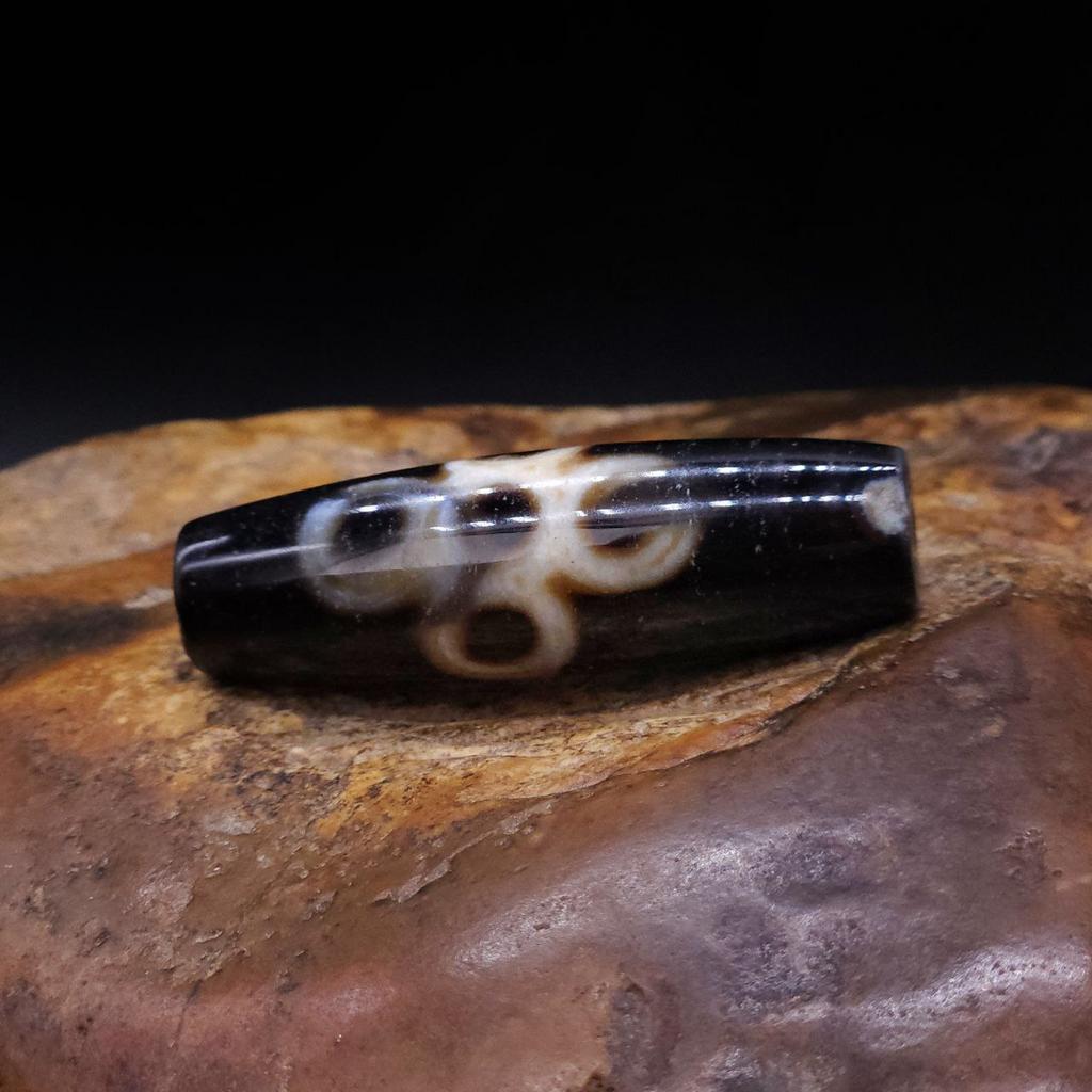 Бусина Дзи Гаруда и молния N°24