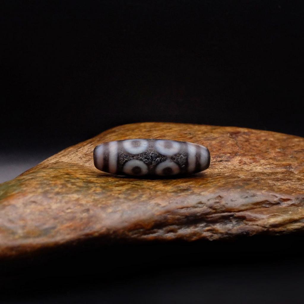 Бусина Дзи 8 глаз N°23