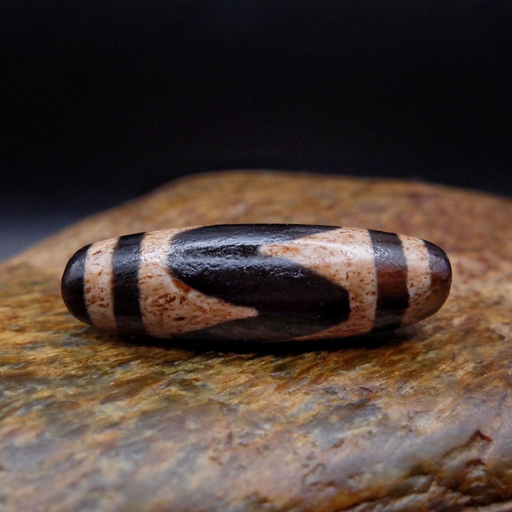 Бусина Дзи Зубы Тигра N°49