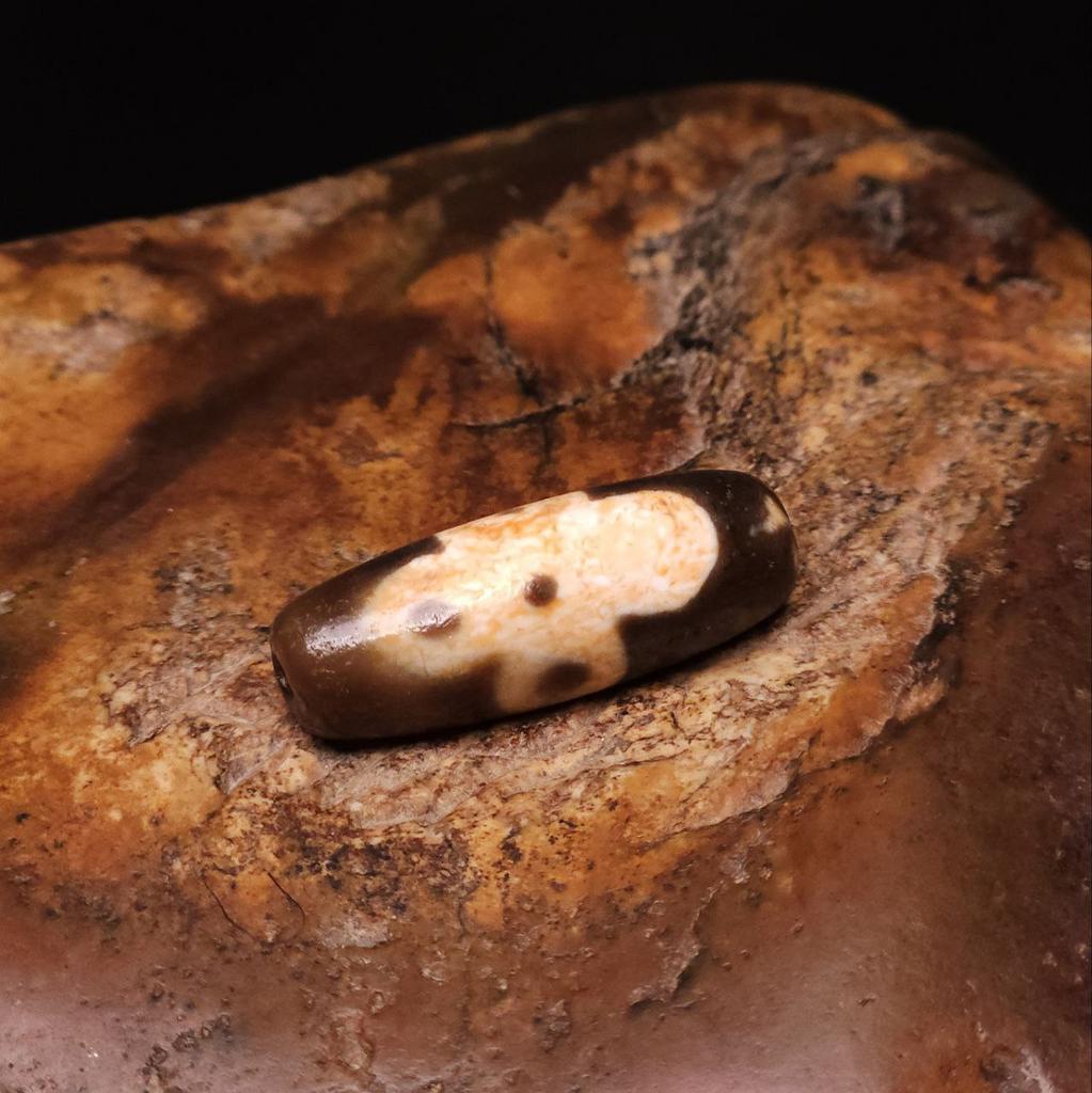 Бусина Дзи Гаруда и молния N°31