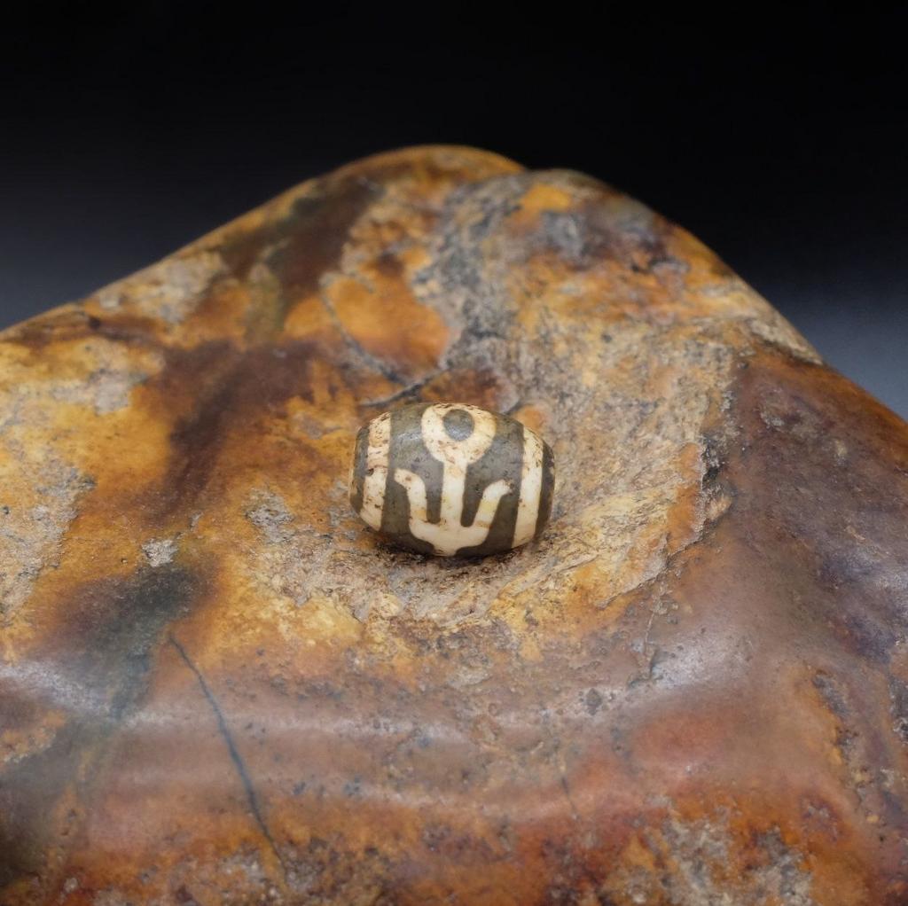 Бусина Дзи Большой Человек N°20