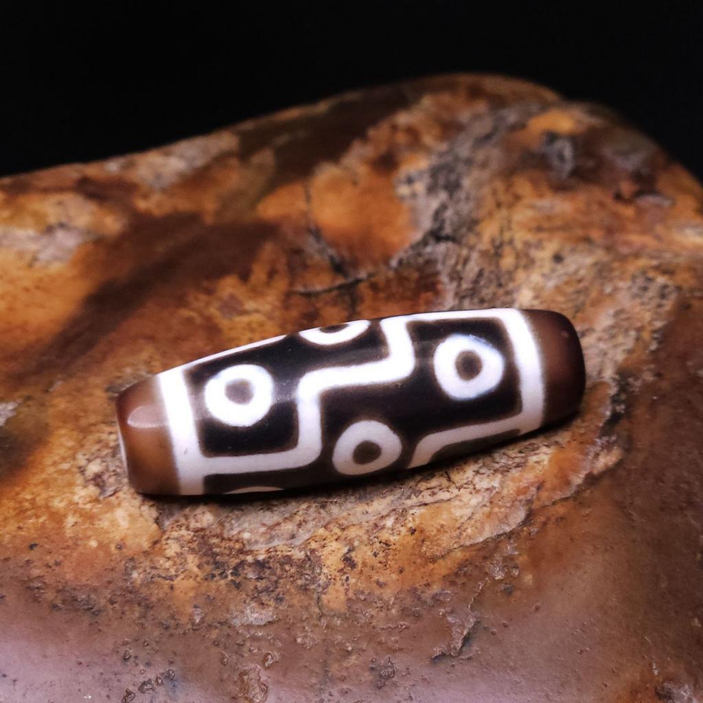 Бусина Дзи 9 глаз N°65