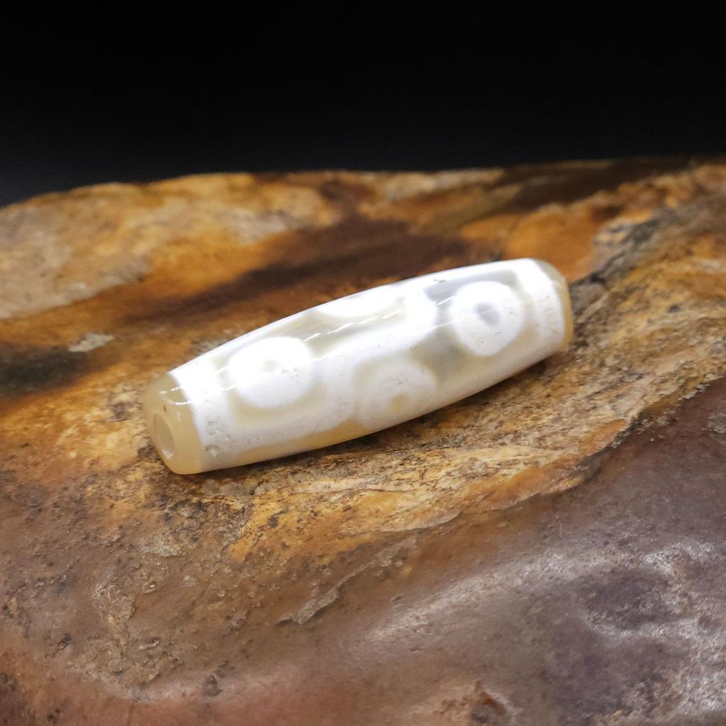 Бусина Дзи 9 глаз N°65