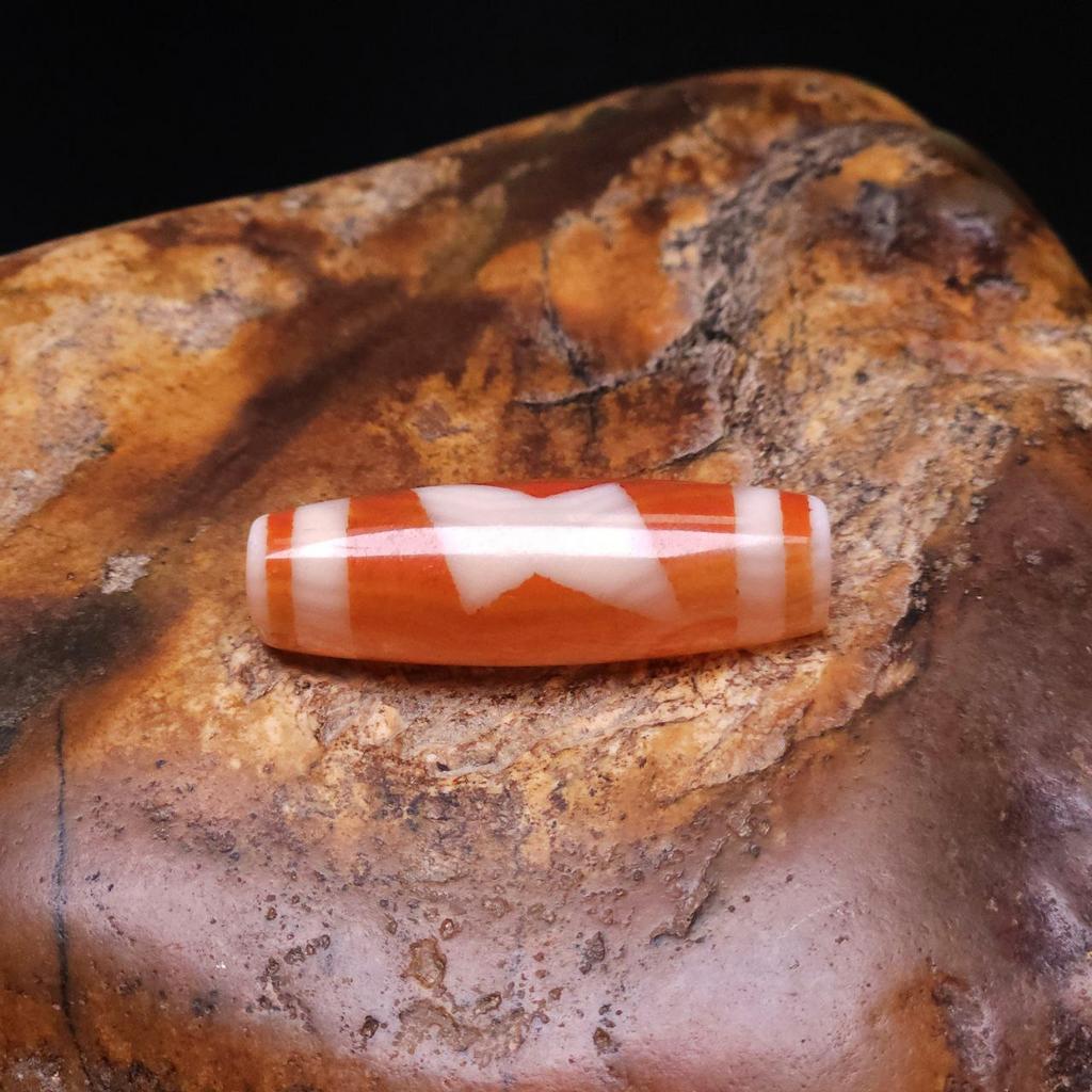 Бусина Дзи Гаруда и молния N°39