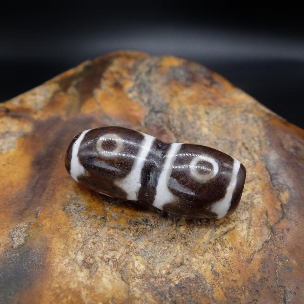 Двойная Бусина Дзи 6 глаз N°76