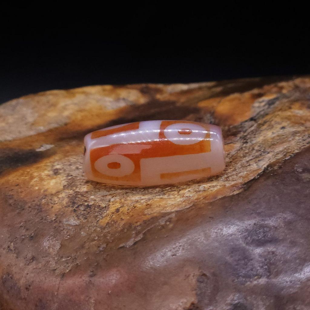 Бусина Дзи 6 глаз N°80