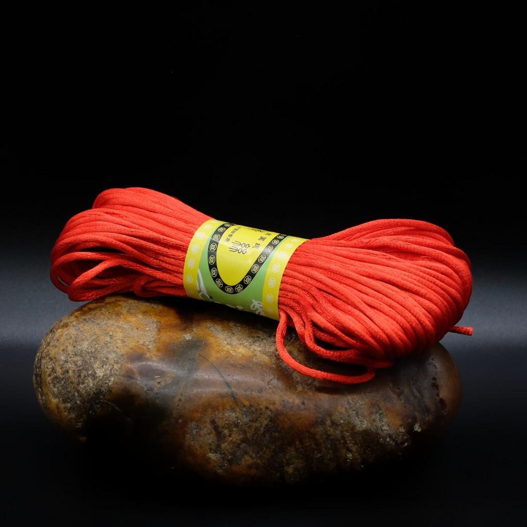 Шнур для изготовления амулетов красный