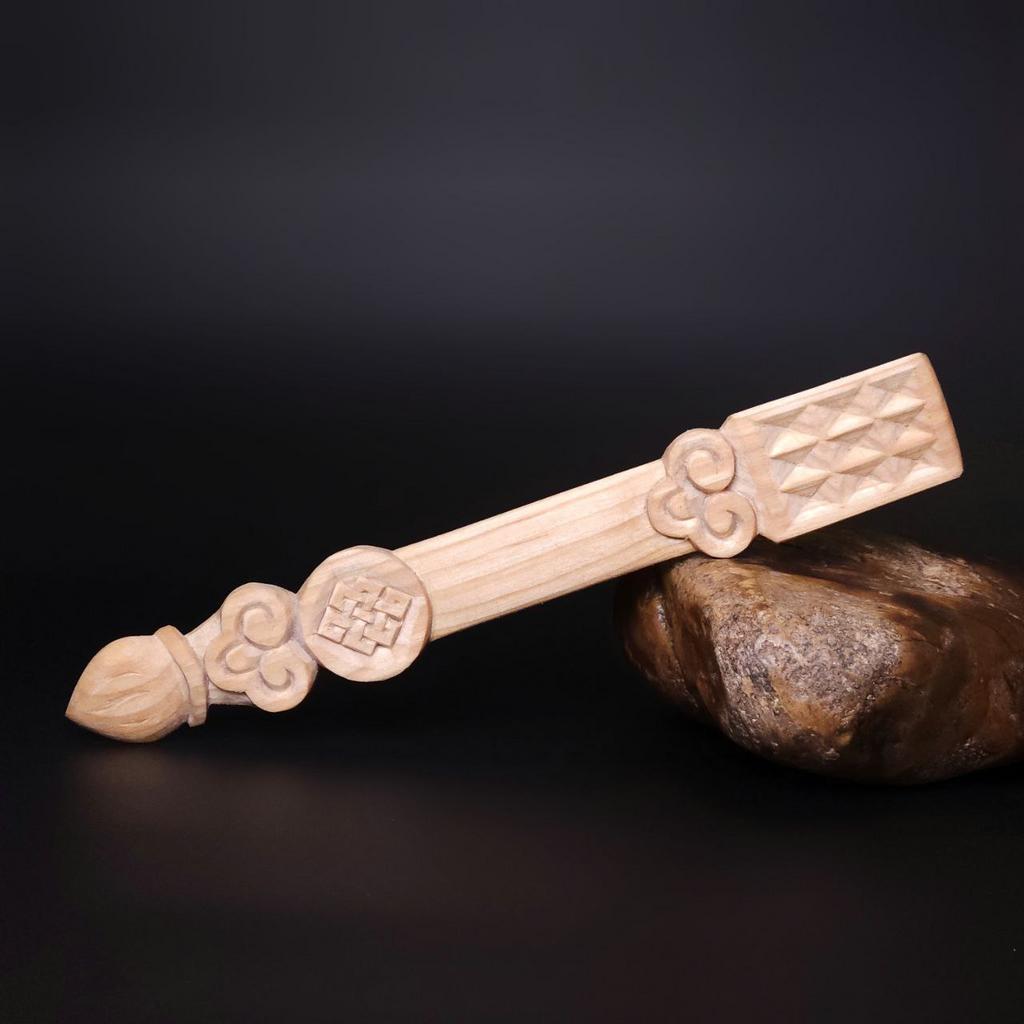 Ложка девятиглазка для подношений Тос-карак N°1