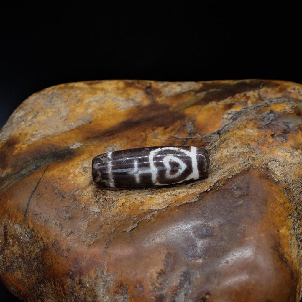 Бусина Дзи нектарный сосуд долголетия №7