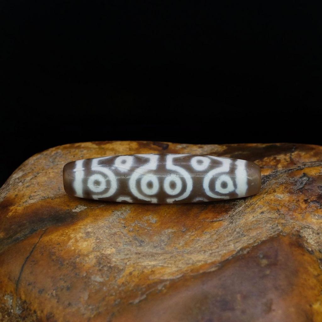 Бусина Дзи 18 глаз