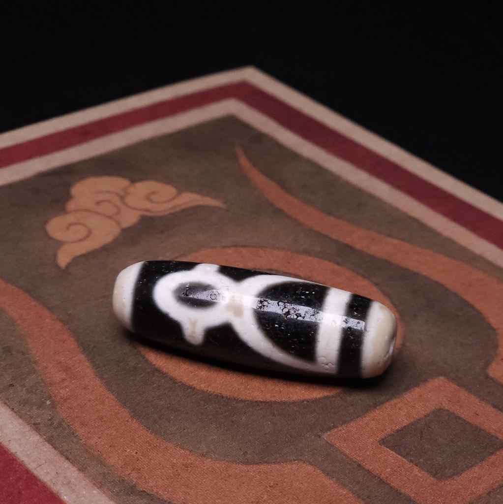 Бусина Дзи Кубера N°13