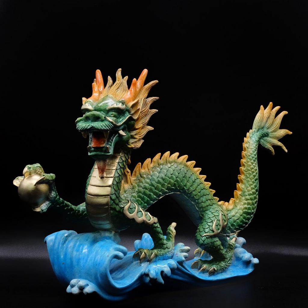 Дракон зелёный с ручной росписью