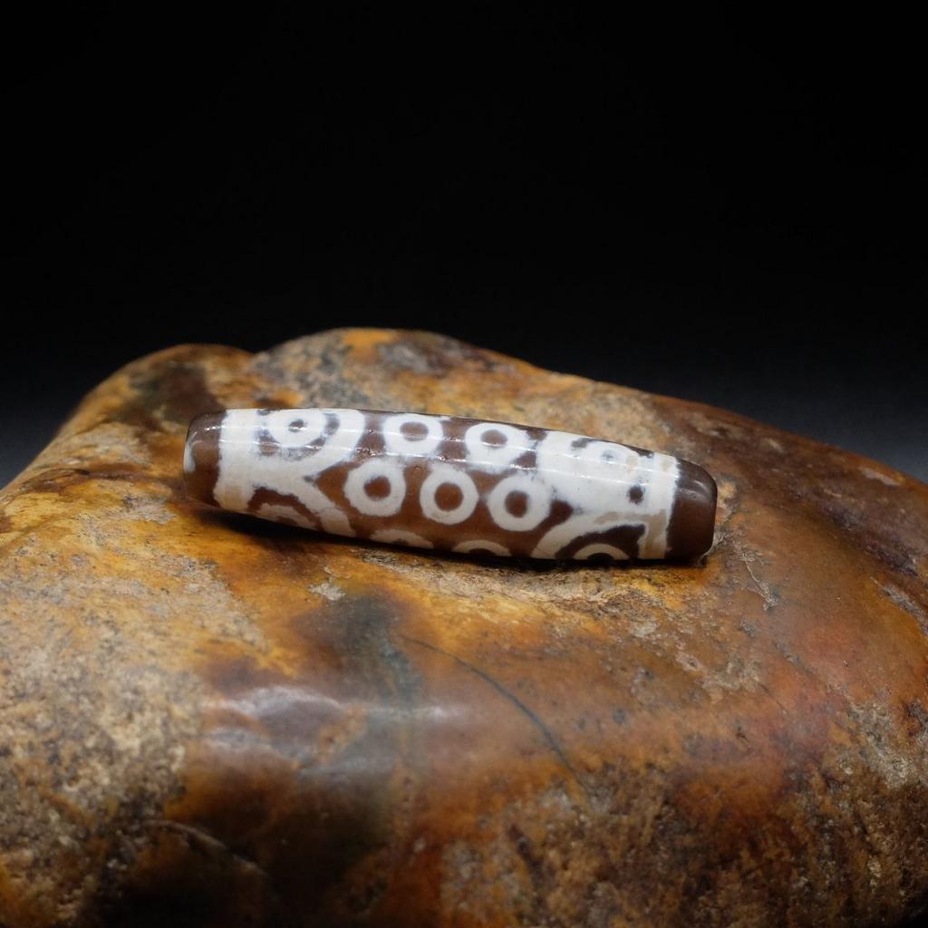 Бусина дзи 21 глаз №6