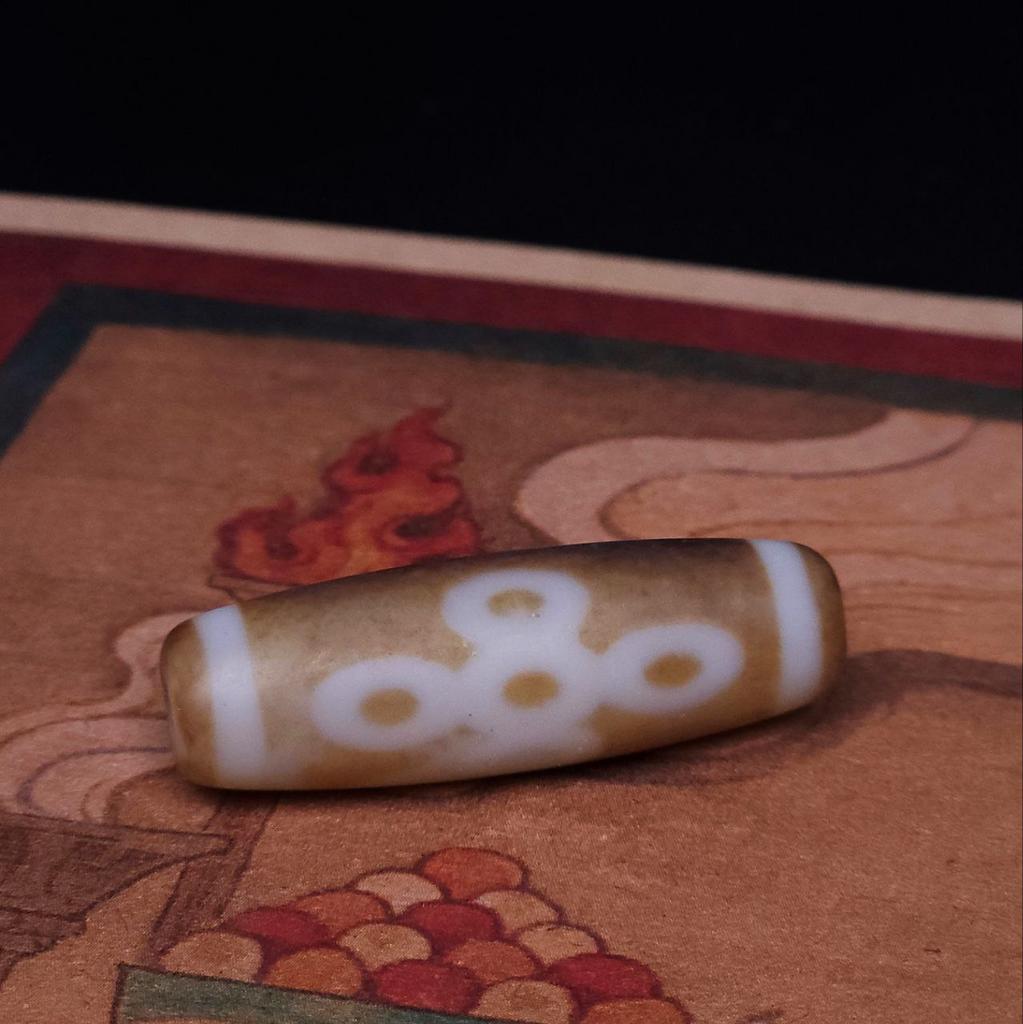 Бусина Дзи Гаруда и молния N°52