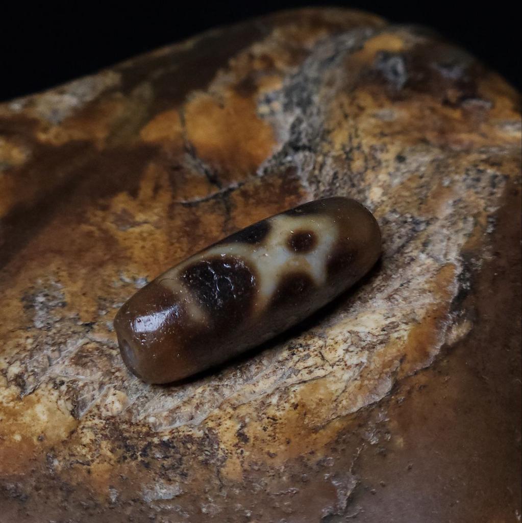 Бусина Дзи Кубера N°19