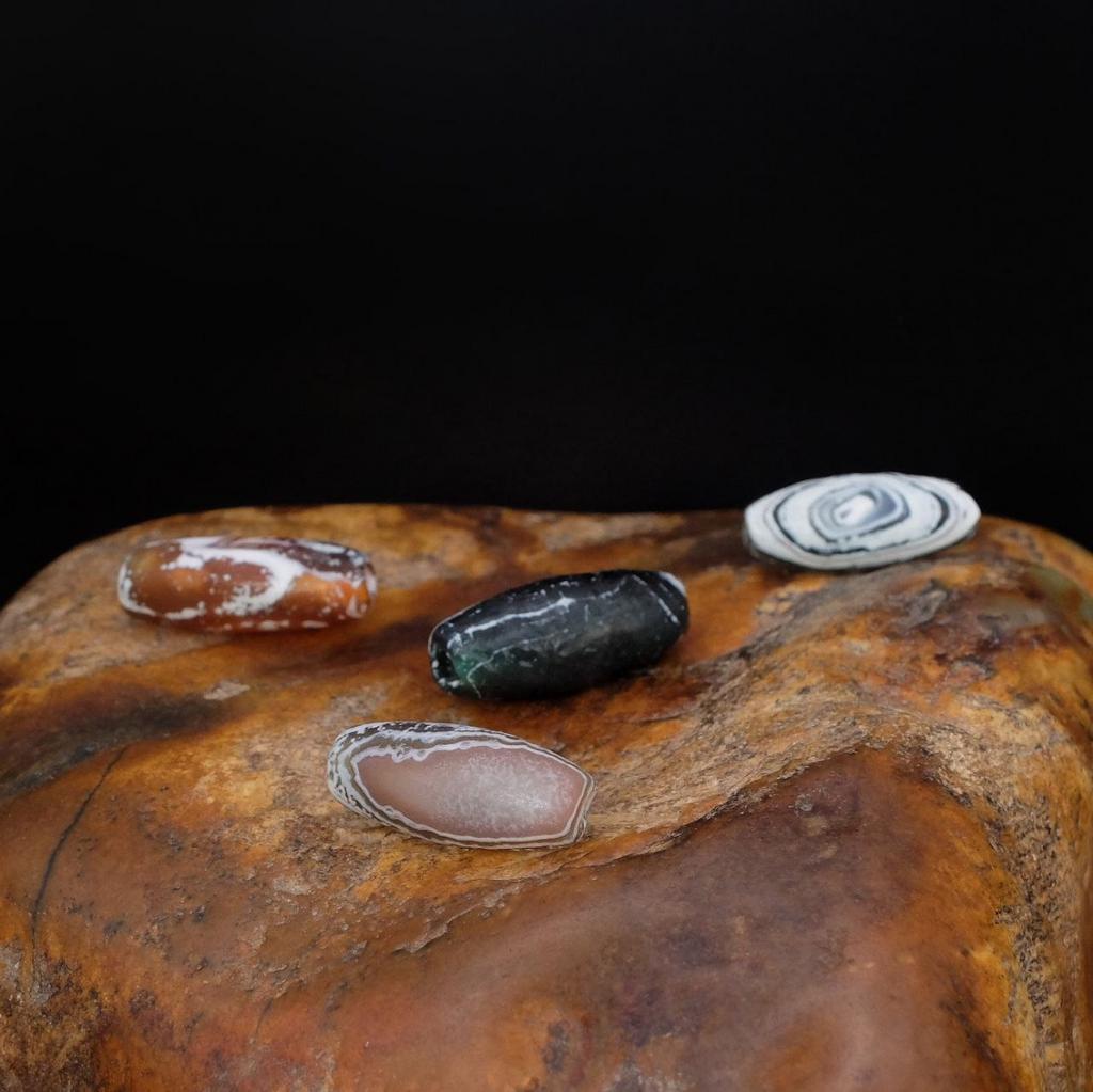 Бусина "Старый агат" длинная