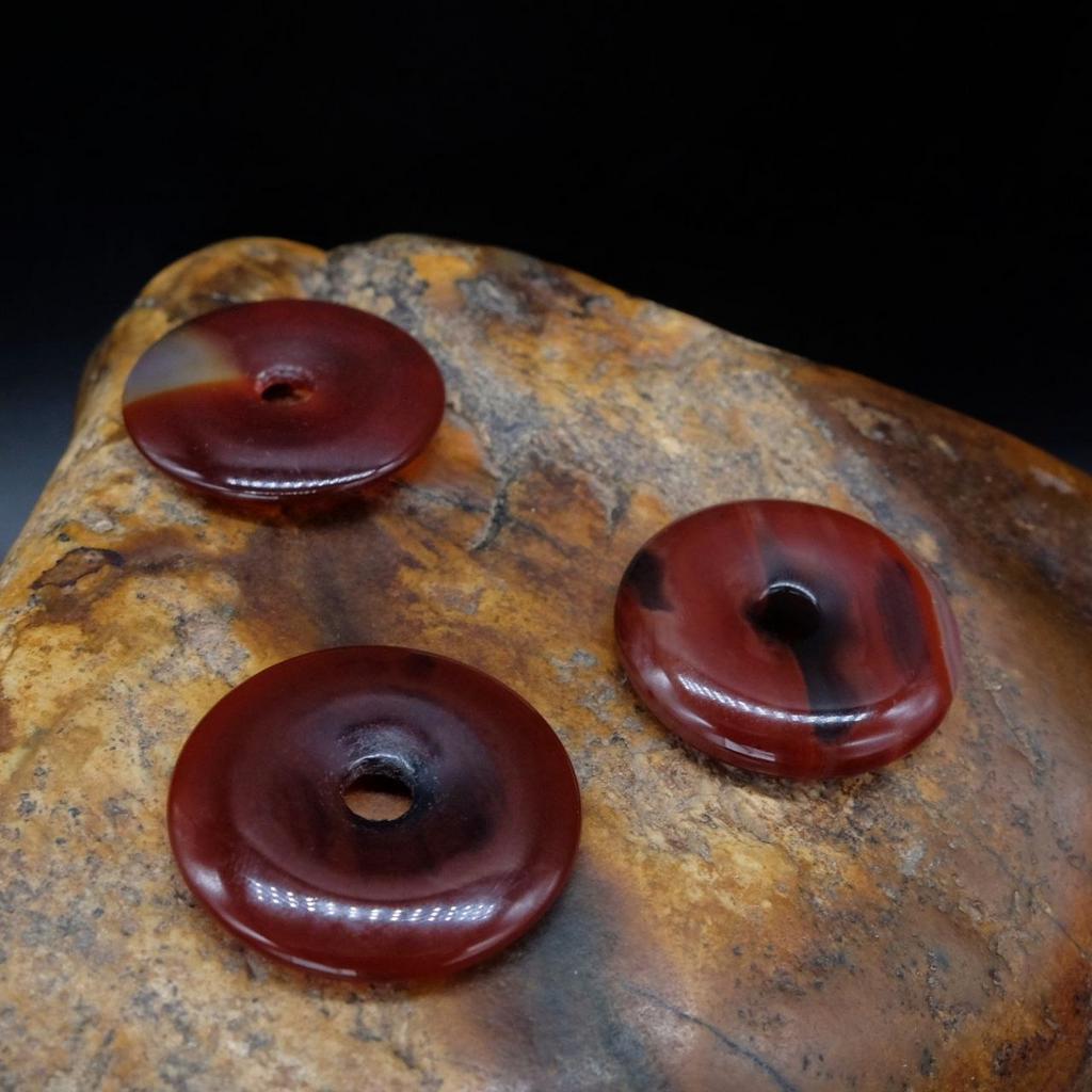 Диск Би из агата