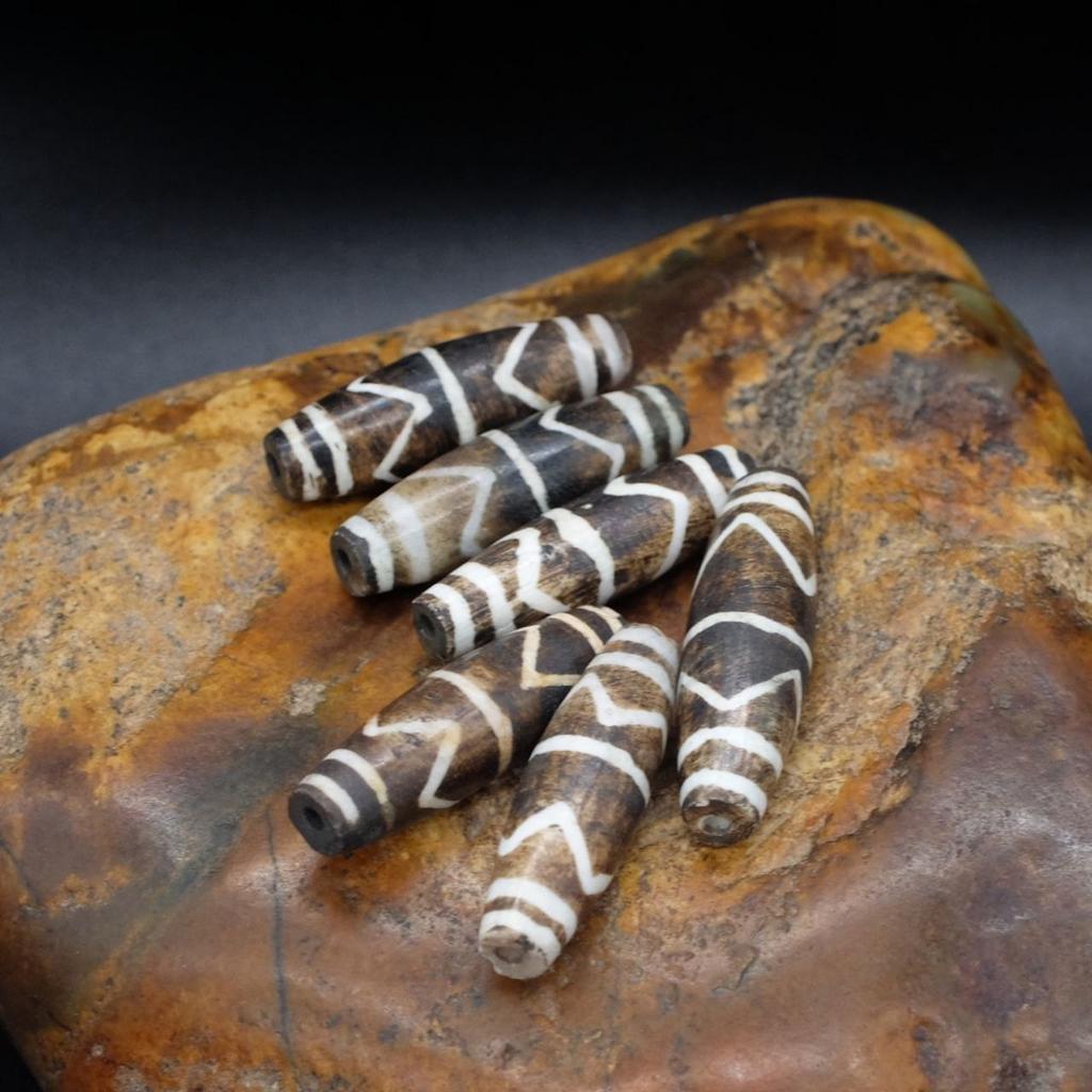 Бусина Дзи Пумтек волна