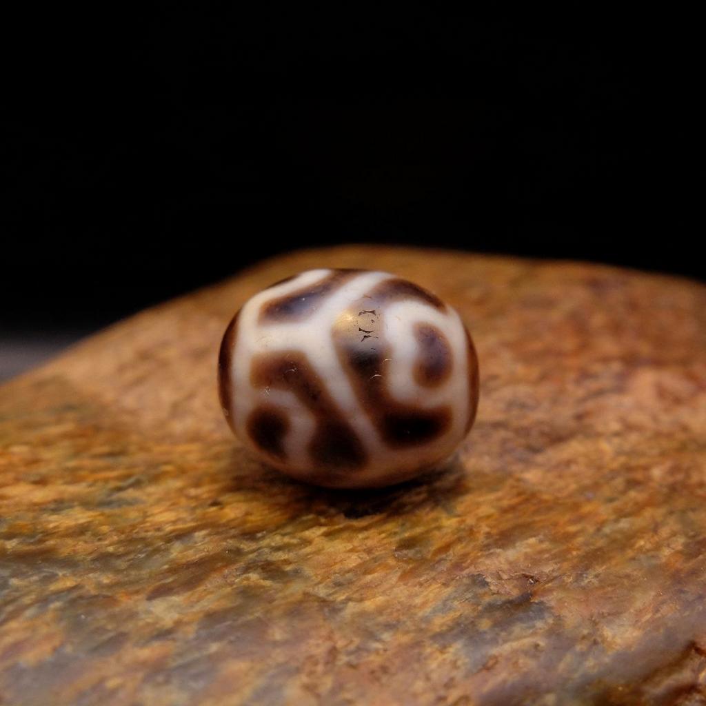 Бусина Дзи Бутоны Лотоса В Черепаховом Панцире N°4 (original)