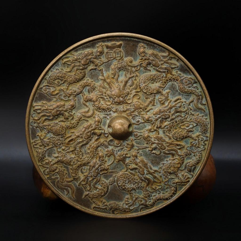 Шаманское зеркало Девять Сыновей Дракона