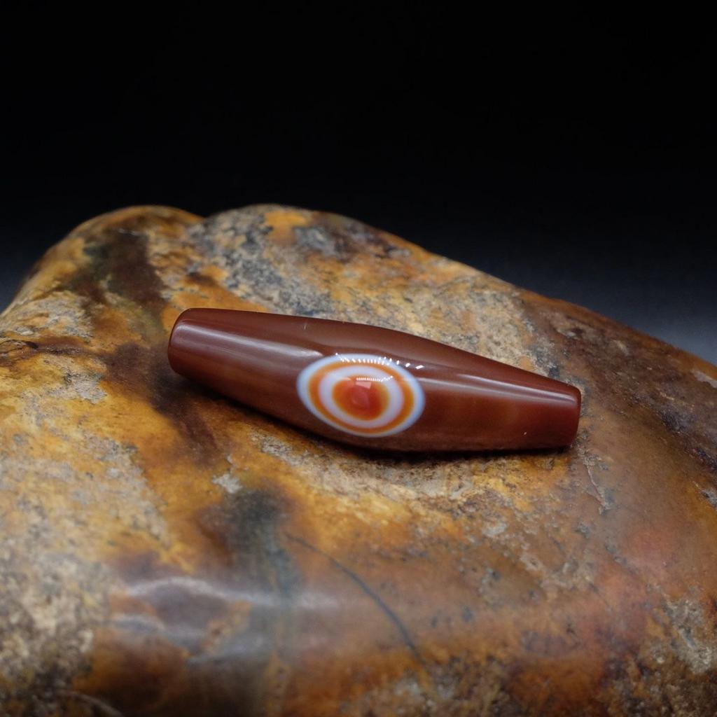 Бусина Дзи натуральная Голова Быка