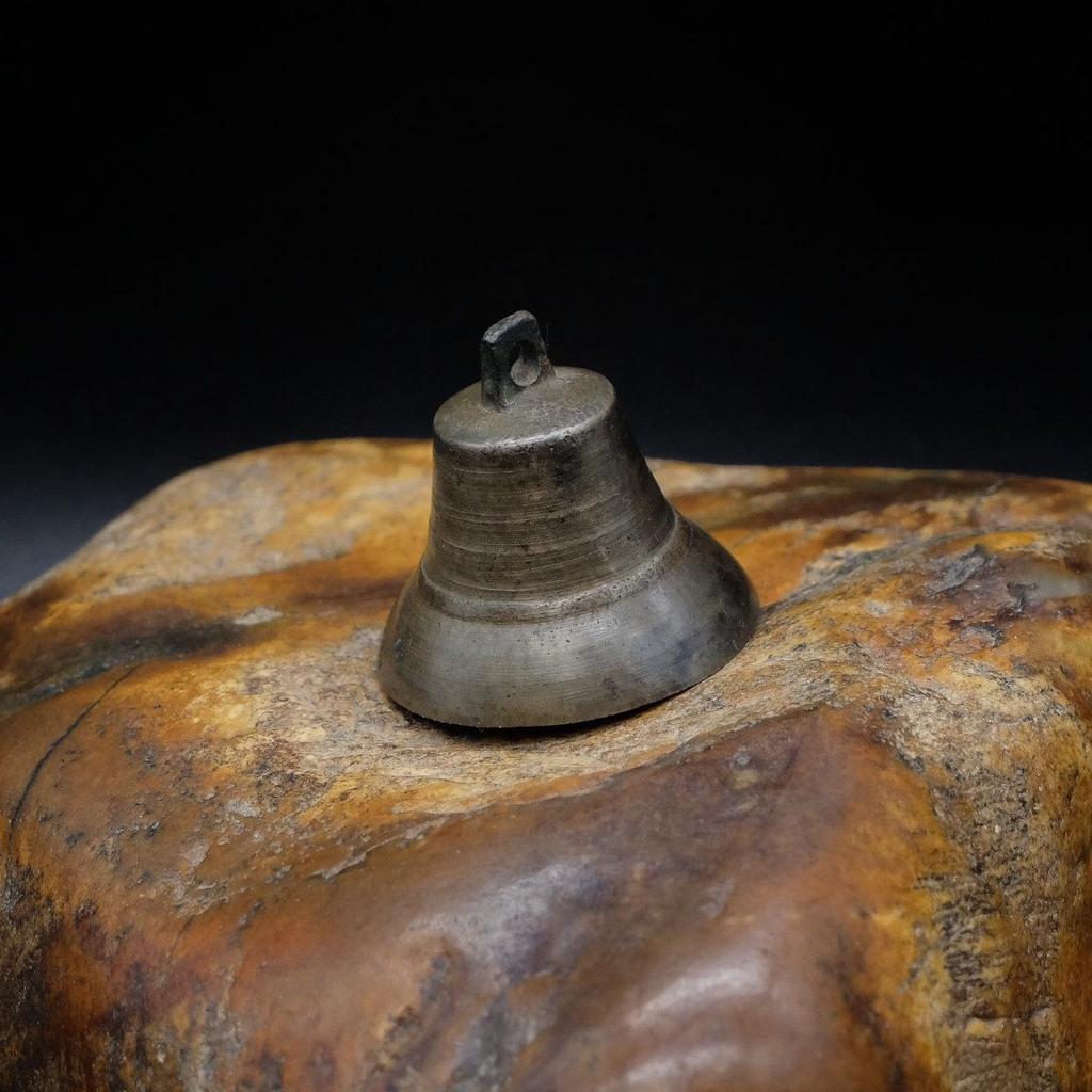 Старинный поддужный колокольчик N°6