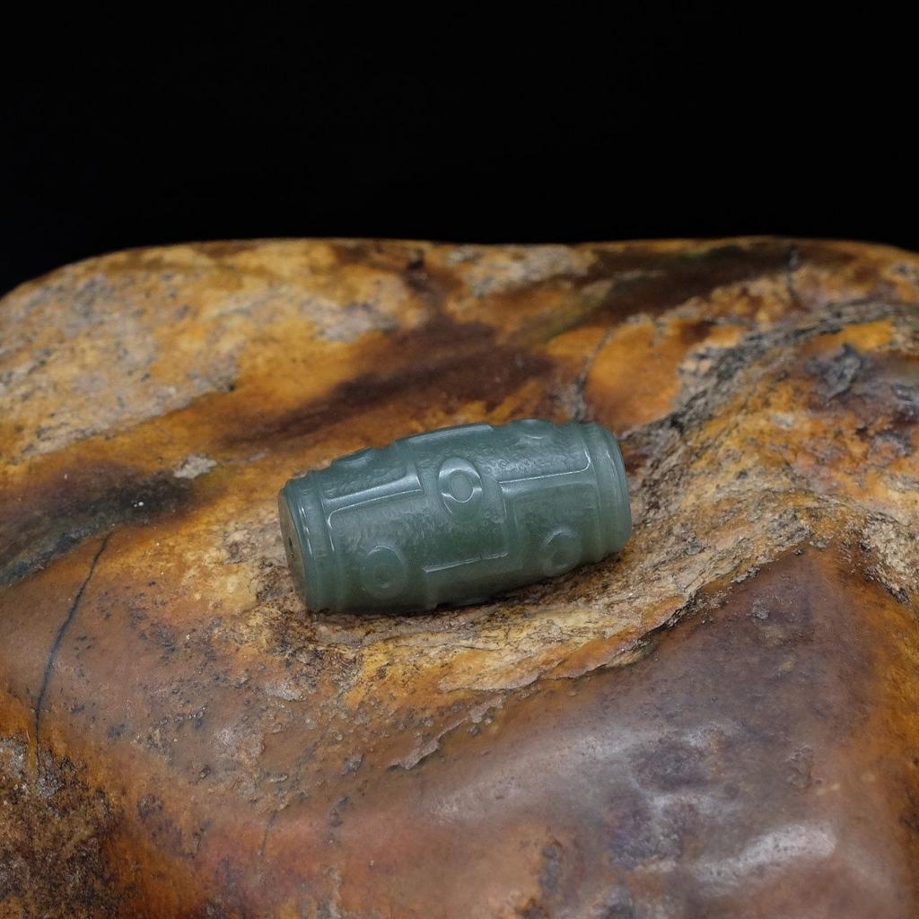 Бусина Дзи 9 глаз из нефрита N°5