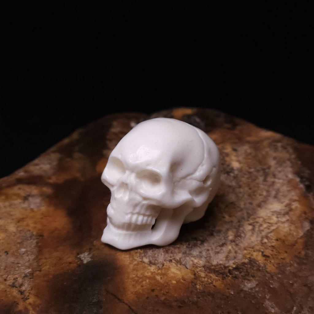 Гуру-бусина из рога лося Череп