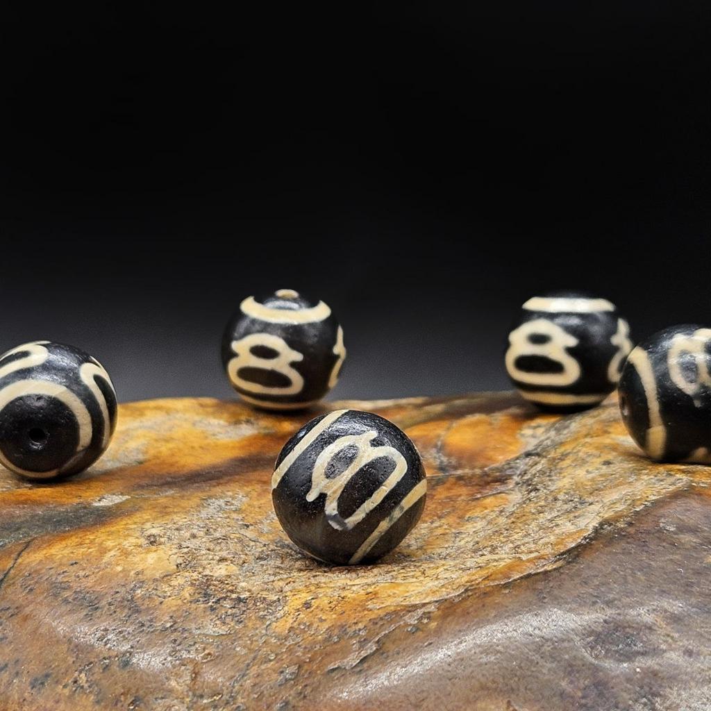 Бусина Дзи Кубера N°23