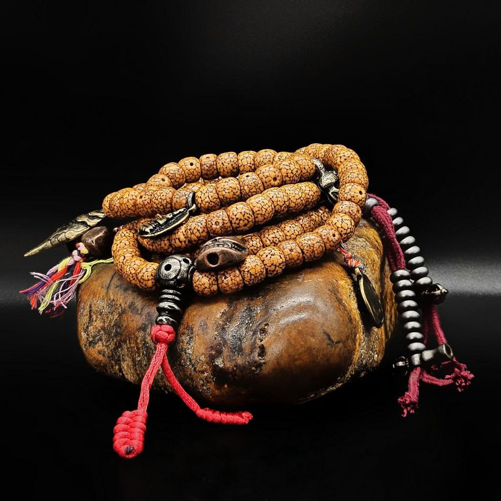 Чётки из корня лотоса с токча и счётчиками