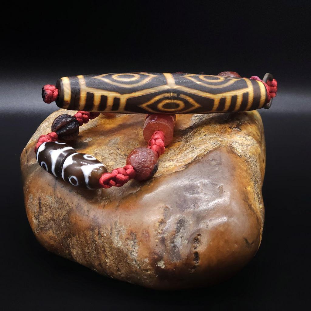 Подвеска для ношения в руке с бусиной дзи 6 глаз